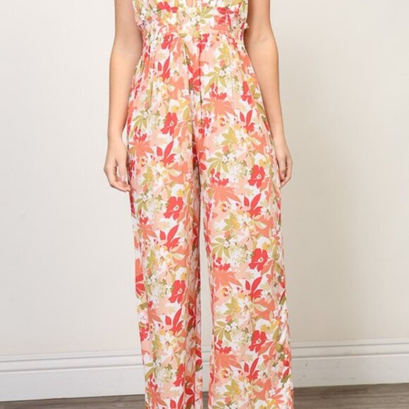 NWT ELLE HALTER TOP SPRING JUMPSUIT - Picture 1 of 10